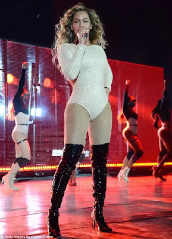 Beyonce Shows Off Her Flawless Figure At The Global Citizen Festival [See Photos]